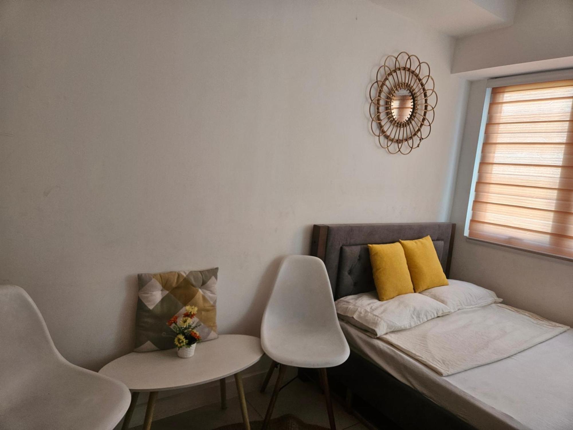 The Residences At Commonwealth By Century Properties Quezon City Bagian luar foto