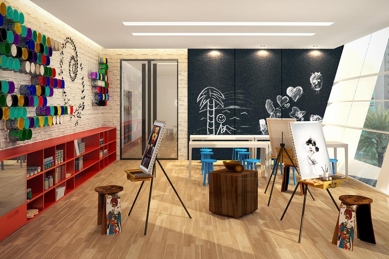 The Residences At Commonwealth By Century Properties Quezon City Bagian luar foto