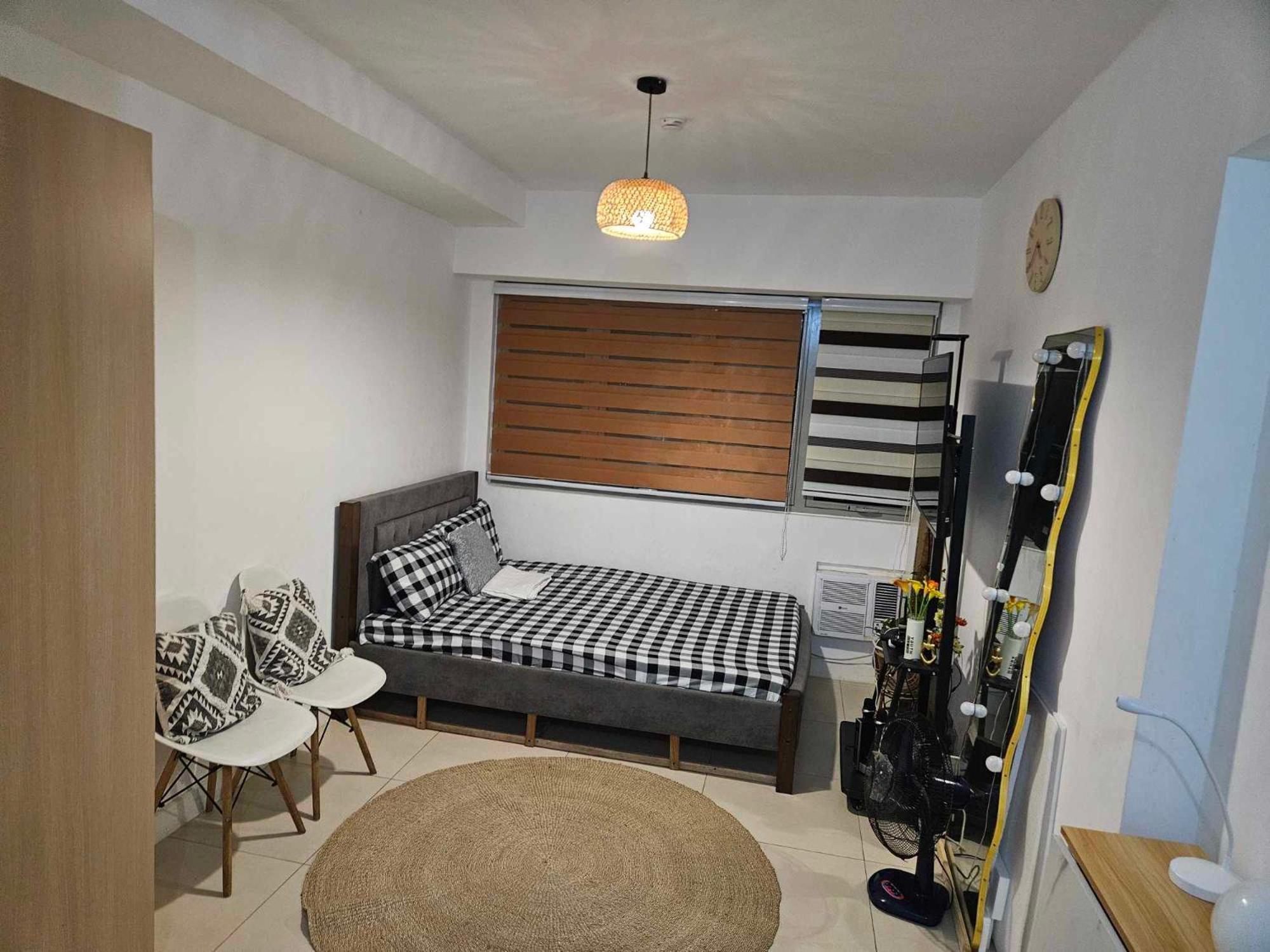 The Residences At Commonwealth By Century Properties Quezon City Bagian luar foto